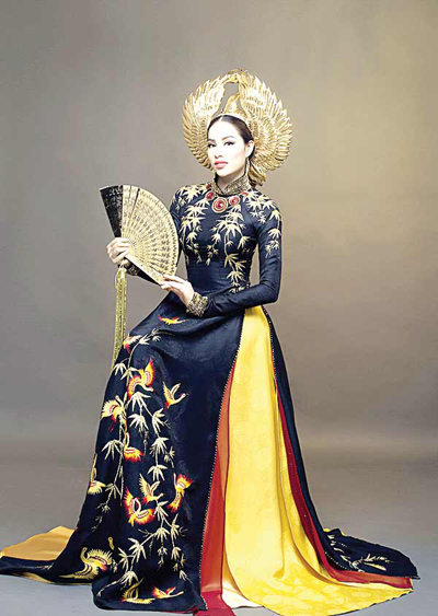Bộ trang phục mà Hoa hậu Phạm Hương sử dụng tại Miss Universe 2015.